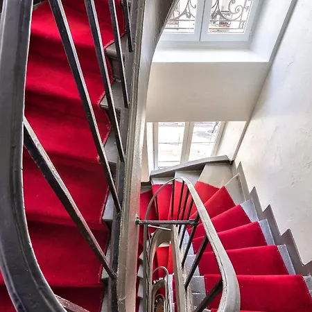 New Cocoon Duplex For 2 In The Heart Of Appartement