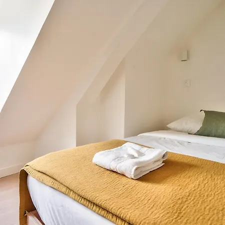 New Cocoon Duplex For 2 In The Heart Of Parigi