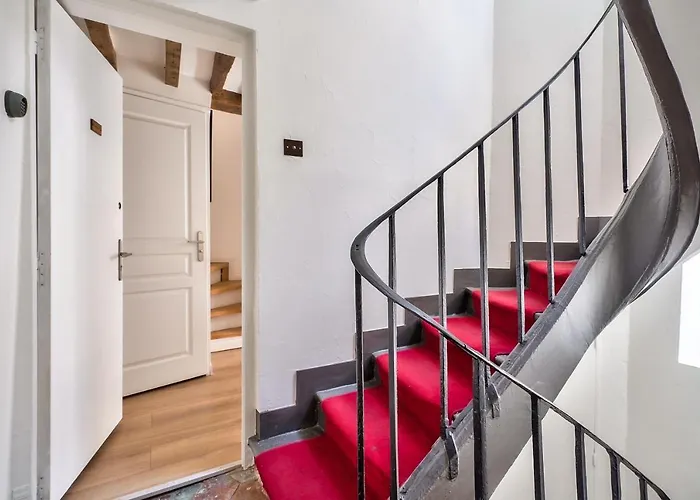 Apartamento New Cocoon Duplex For 2 In The Heart Of